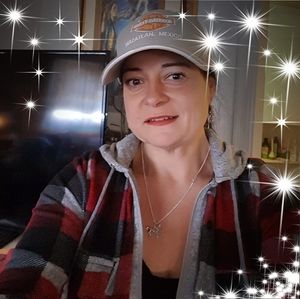 Meet your Posher, Marie